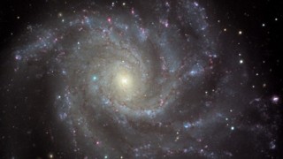 M101: Galaxia del Molinete  (NGC 5457)