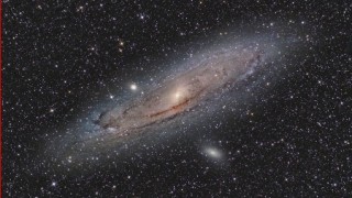 M31: Galaxia de Andrómeda  (NGC 224)